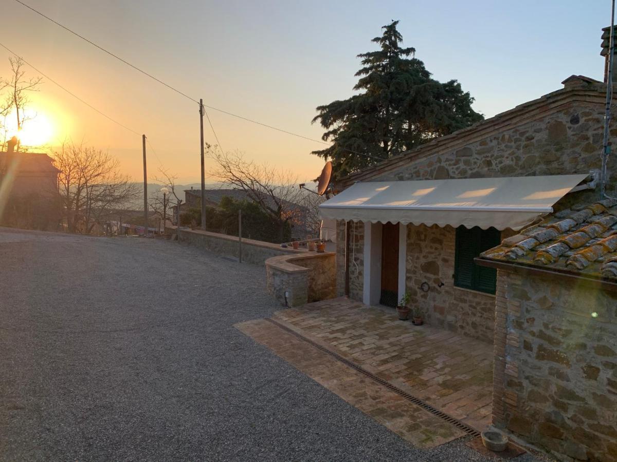 Casa Vacanze Elisabetta Vila Montalcino Exterior foto